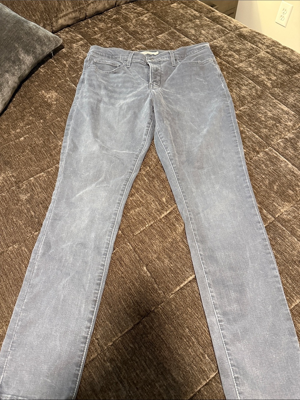 Levi's Women's Skinny Jeans in Light Blue Wash